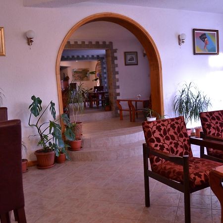 Family Hotel Silver Paşmaklı Dış mekan fotoğraf