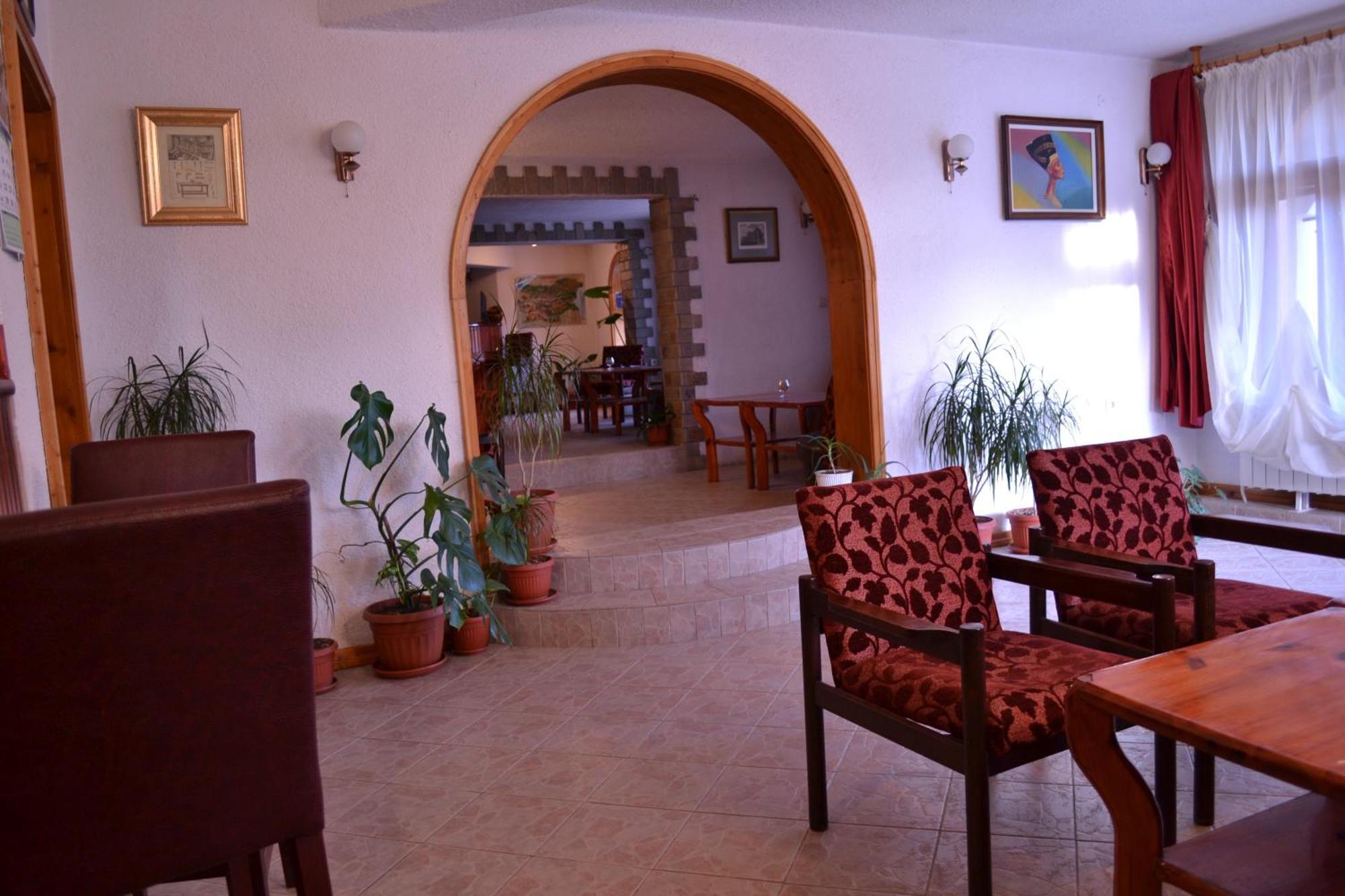 Family Hotel Silver Paşmaklı Dış mekan fotoğraf