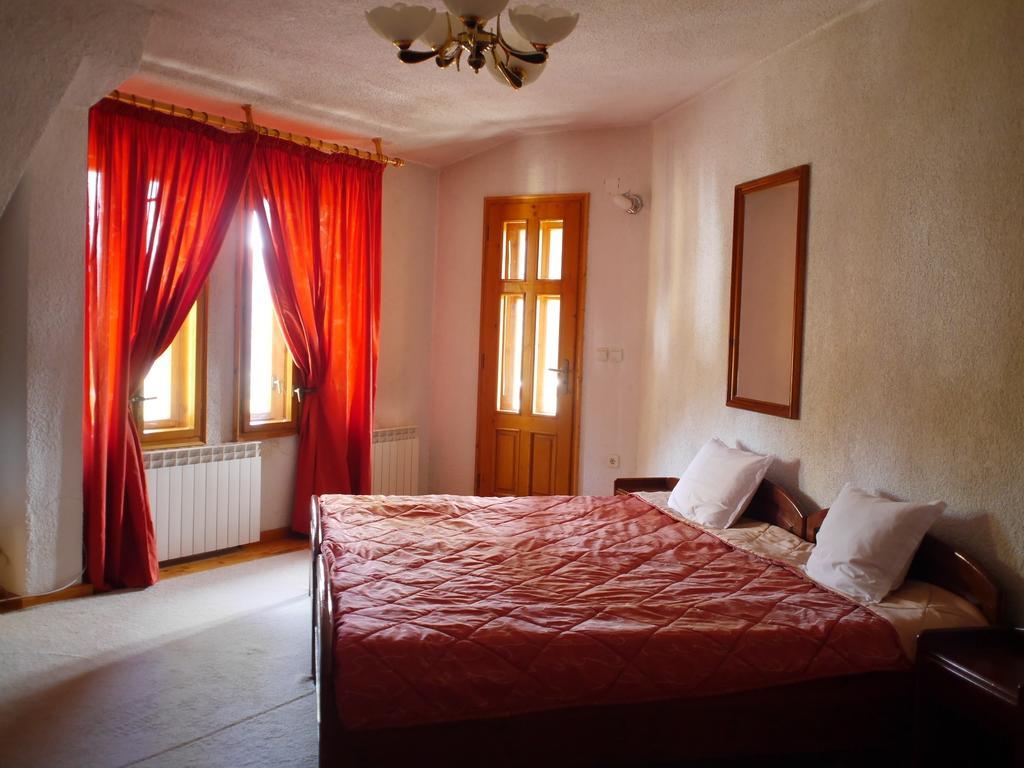 Family Hotel Silver Paşmaklı Dış mekan fotoğraf
